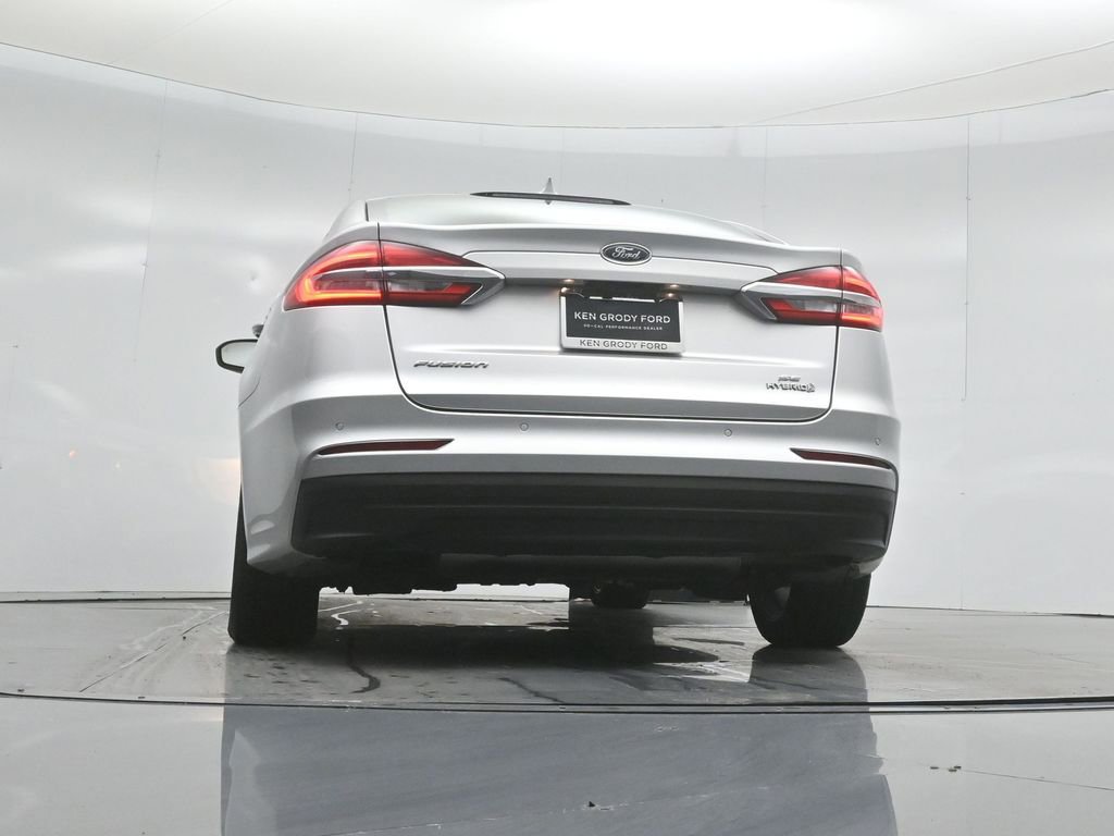 Certified 2019 Ford Fusion SE FWD image 48