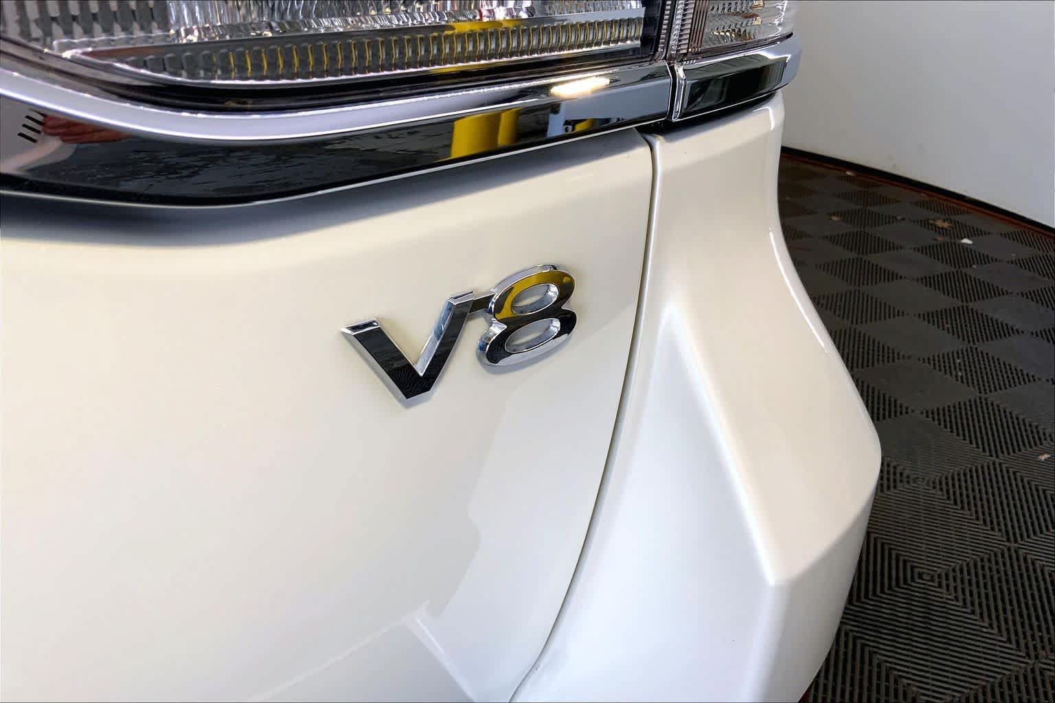 Used 2019 Toyota Land Cruiser AWD/4WD image 37