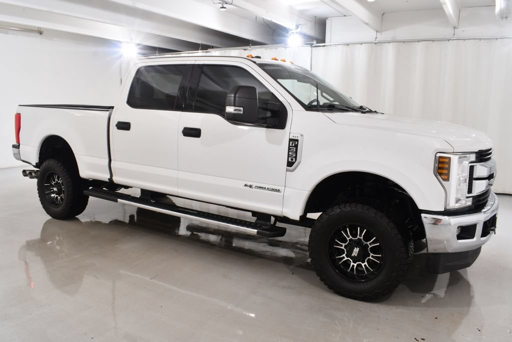 Used 2019 Ford F350 XLT w/ XLT Value Package AWD/4WD image 5