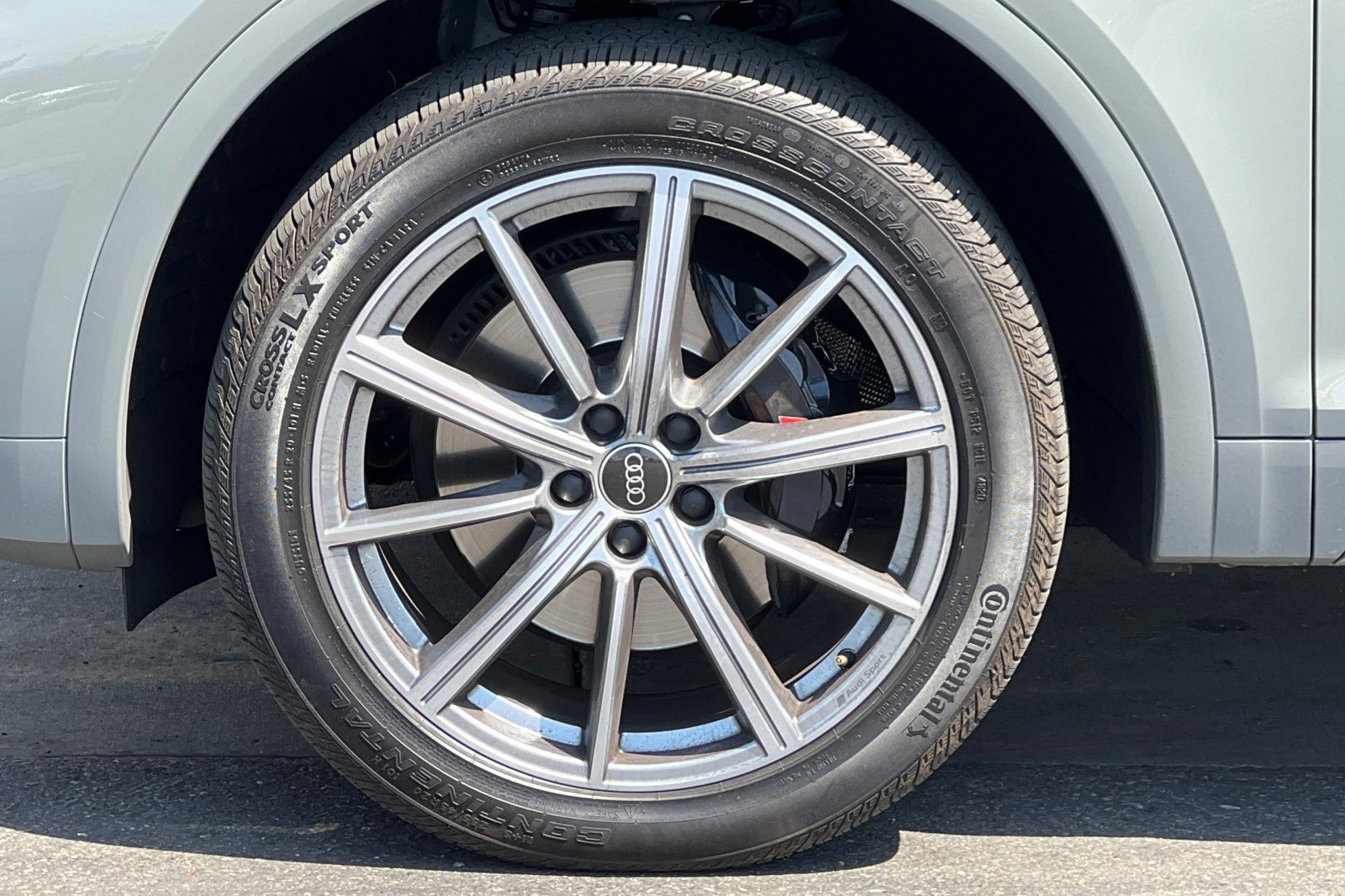 Used 2022 Audi SQ5 Premium w/ Convenience Package image 26