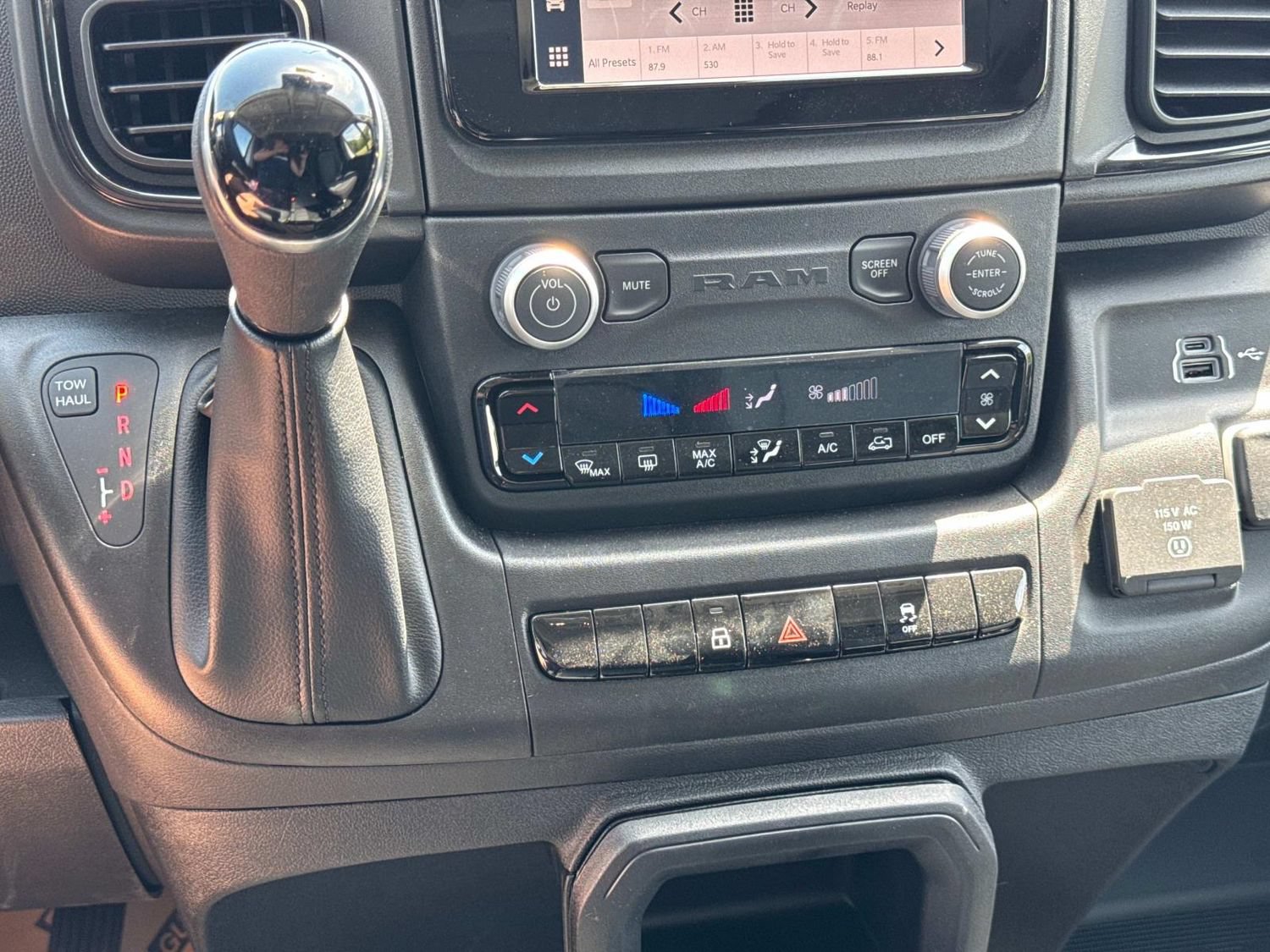 New 2026 RAM ProMaster 1500 w/ Convenience Group FWD image 32