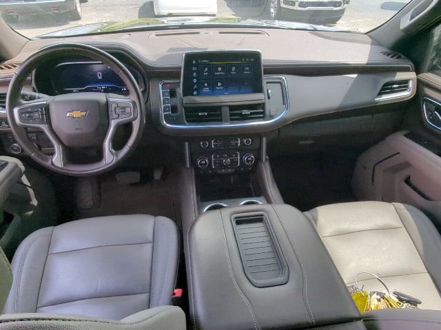 Used 2022 Chevrolet Suburban LT AWD/4WD image 15