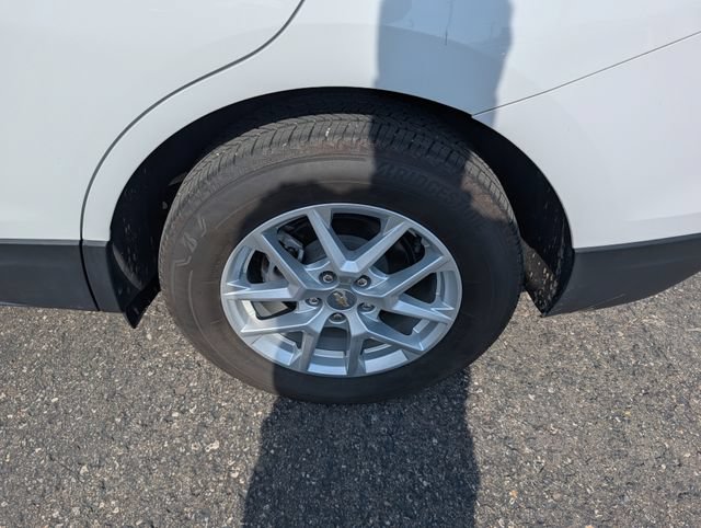 Used 2024 Chevrolet Equinox LT AWD/4WD image 5