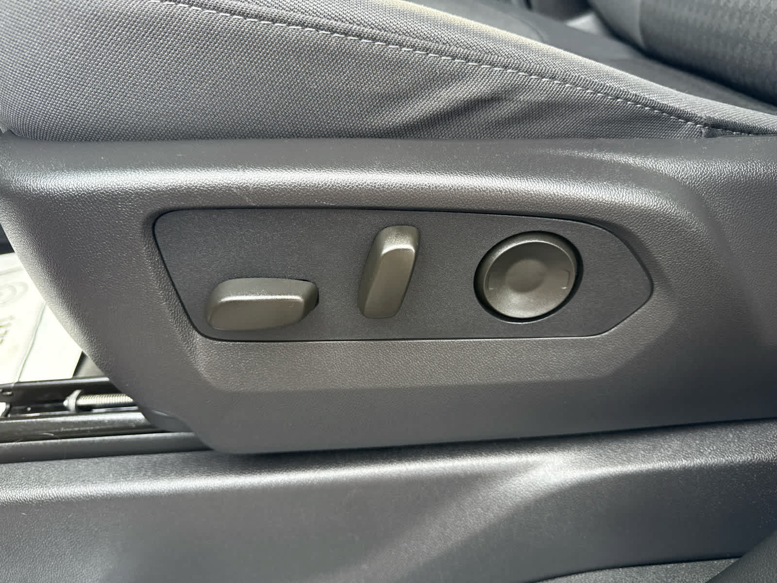 Certified 2026 GMC Sierra 1500 Elevation AWD/4WD image 12
