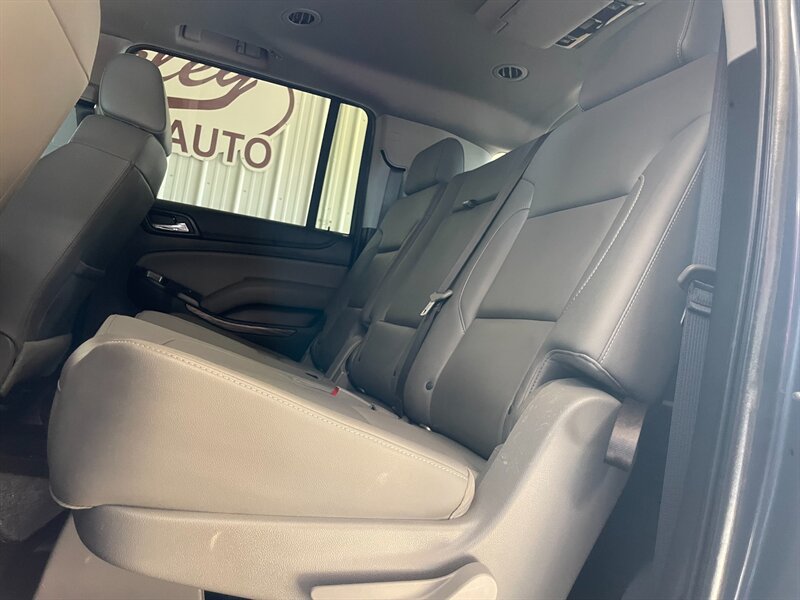 Used 2020 Chevrolet Suburban LT AWD/4WD image 15