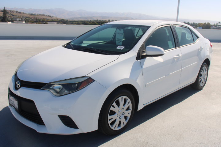 Used 2014 Toyota Corolla LE w/ Body Protection Package FWD image 6