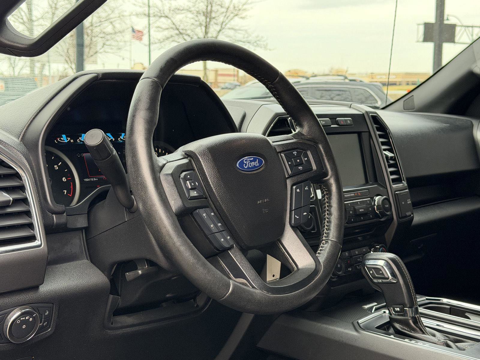 Used 2017 Ford F150 XLT w/ Equipment Group 302A Luxury AWD/4WD image 27