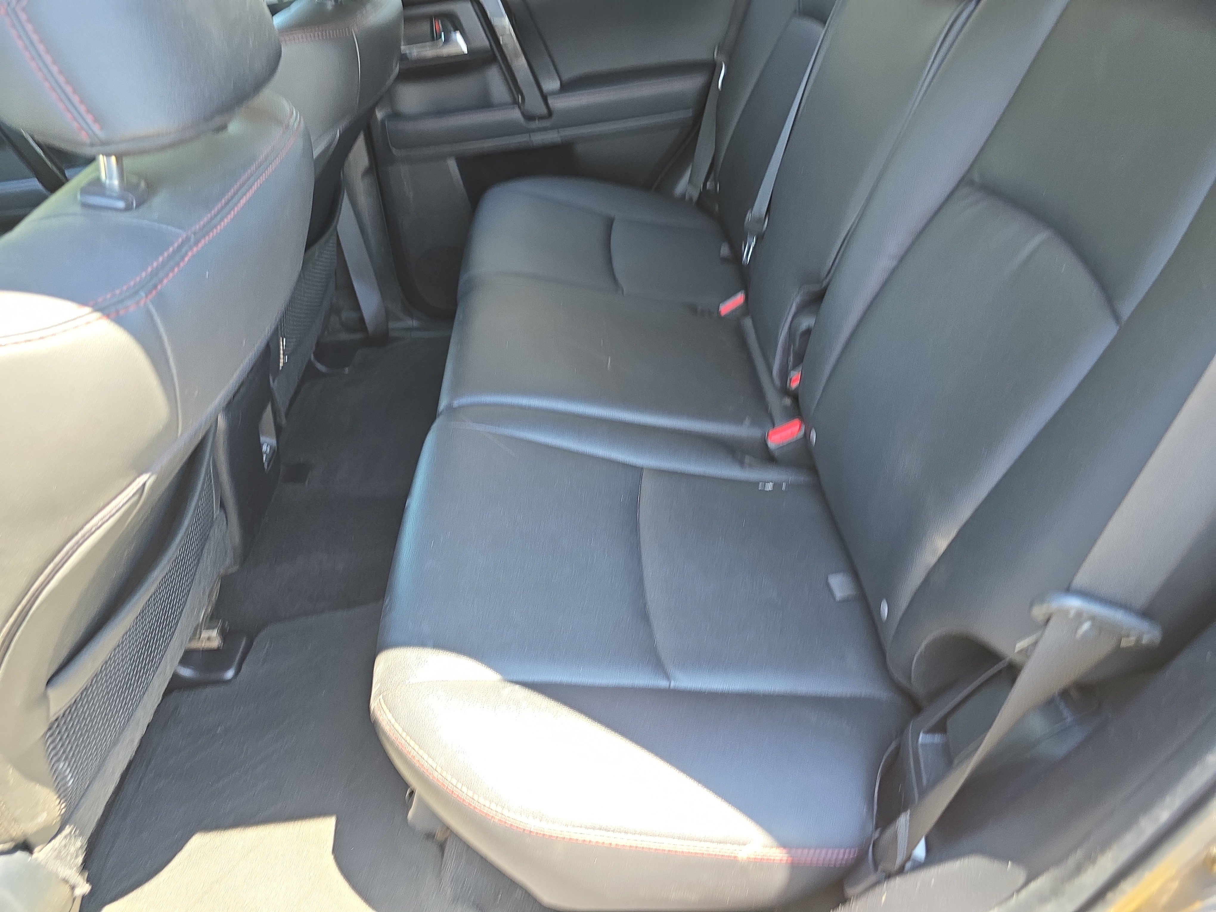 Used 2021 Toyota 4Runner TRD Off-Road Premium w/ Moonroof Package AWD/4WD image 15