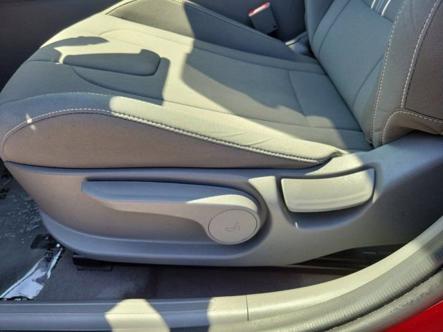 Certified 2024 Hyundai Elantra SEL FWD image 13