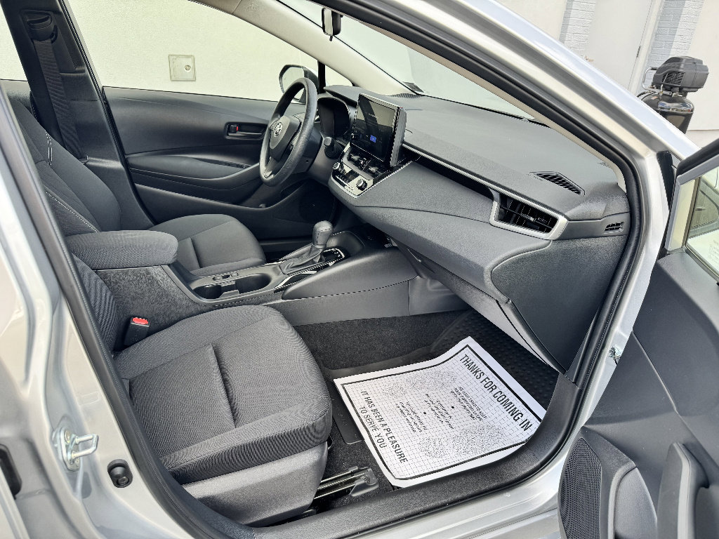 Used 2025 Toyota Corolla LE w/ LE Premium Package AWD/4WD image 12
