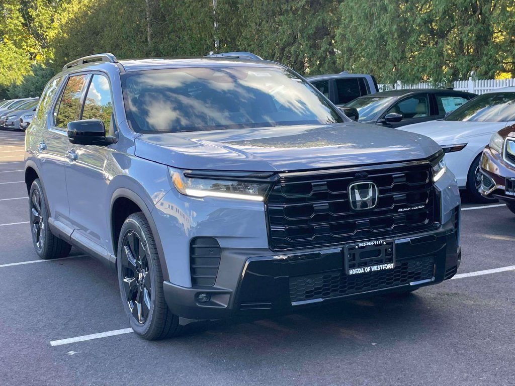 New 2026 Honda Pilot Black Edition image 1