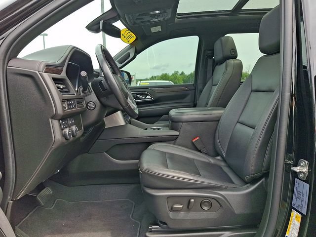 Certified 2022 Chevrolet Tahoe Z71 w/ Luxury Package AWD/4WD image 14