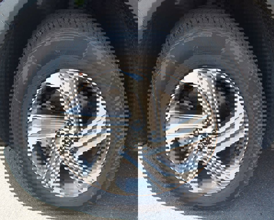 Used 2023 Hyundai Santa Fe SEL image 25