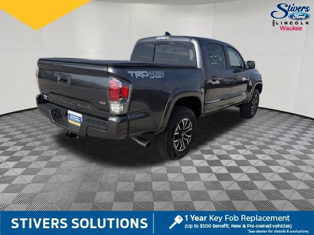 Used 2022 Toyota Tacoma TRD Sport w/ TRD Premium Sport Package AWD/4WD image 6