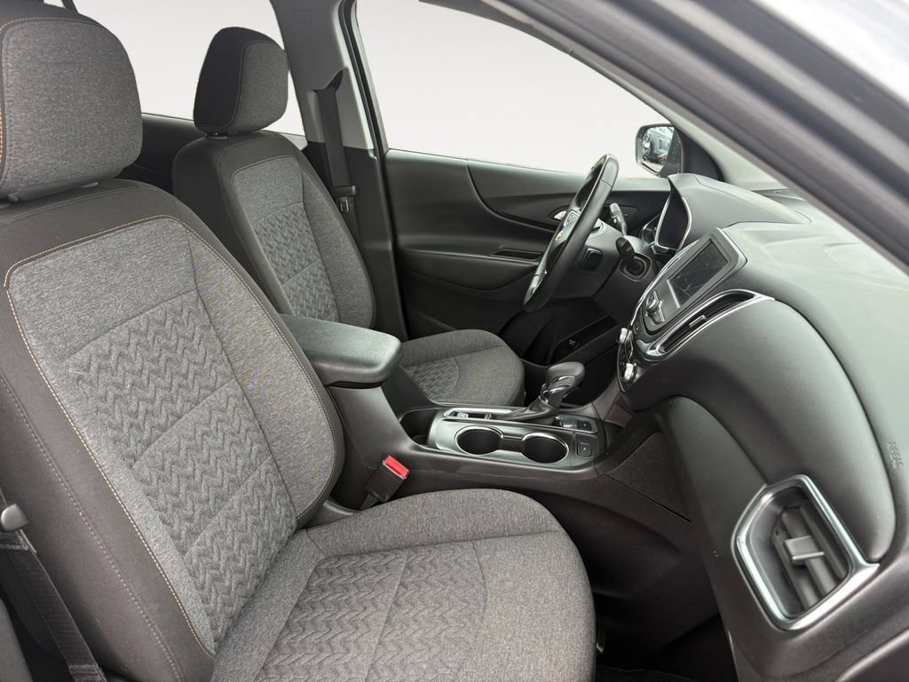 Used 2024 Chevrolet Equinox LT AWD/4WD image 15