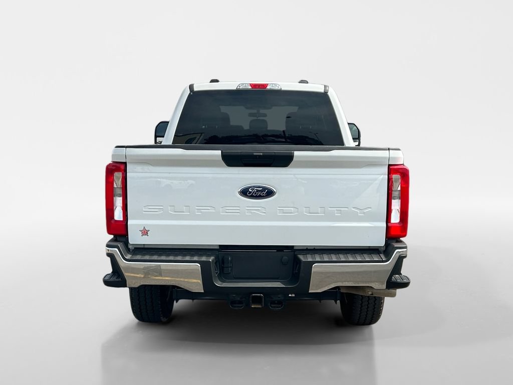 Used 2025 Ford F250 XLT w/ FX4 Off-Road Package AWD/4WD image 5