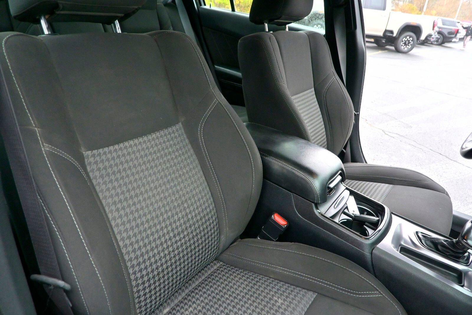 Used 2021 Dodge Charger SXT w/ Blacktop Package image 20