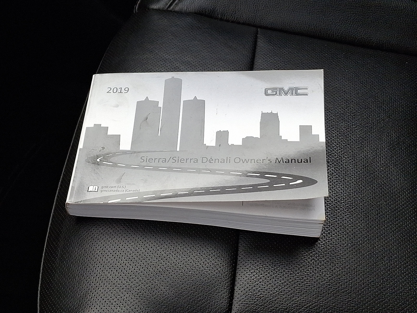 Used 2019 GMC Sierra 1500 SLT image 26