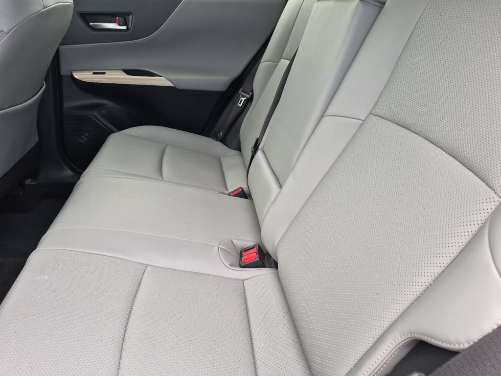 Used 2024 Toyota Venza Limited AWD/4WD image 12
