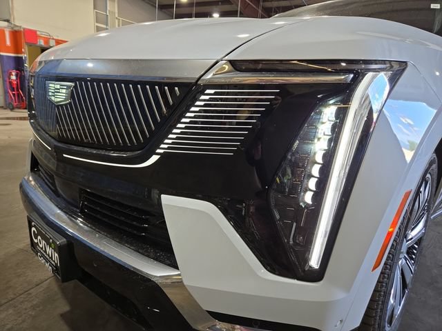 New 2026 Cadillac Escalade IQ Luxury 2 AWD/4WD image 6