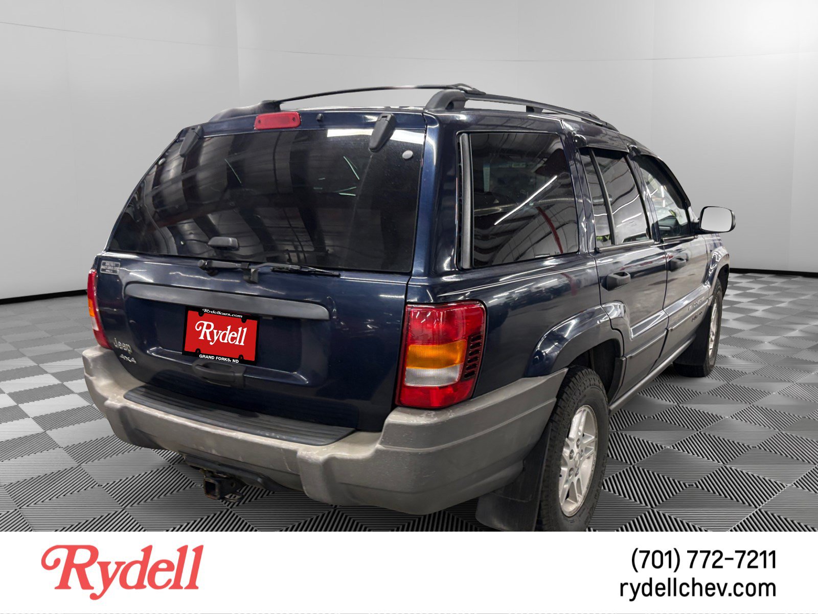 Used 2004 Jeep Grand Cherokee Laredo w/ Convenience Group AWD/4WD image 5