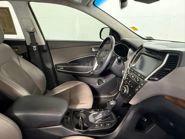 Used 2017 Hyundai Santa Fe FWD w/ SE Ultimate Tech Package 03 image 50