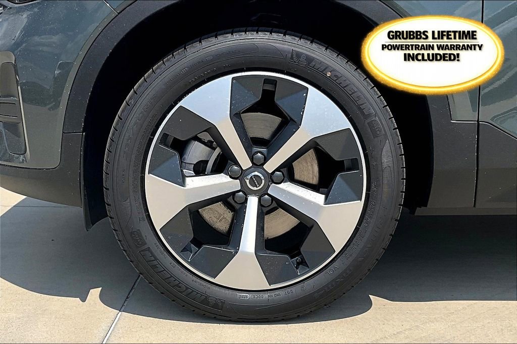 New 2026 Volvo XC40 B4 Core w/ Climate Package image 25