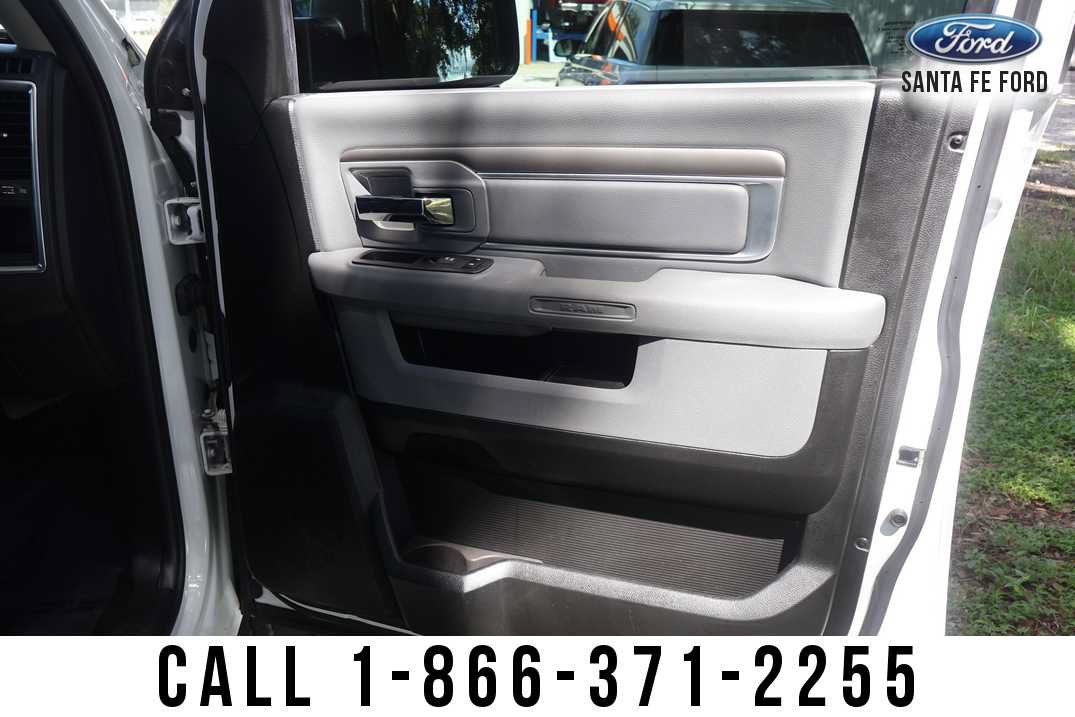 Used 2019 RAM 1500 Big Horn RWD image 26