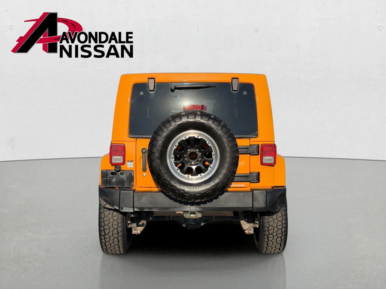 Used 2012 Jeep Wrangler Unlimited Rubicon w/ Connectivity Group AWD/4WD image 5