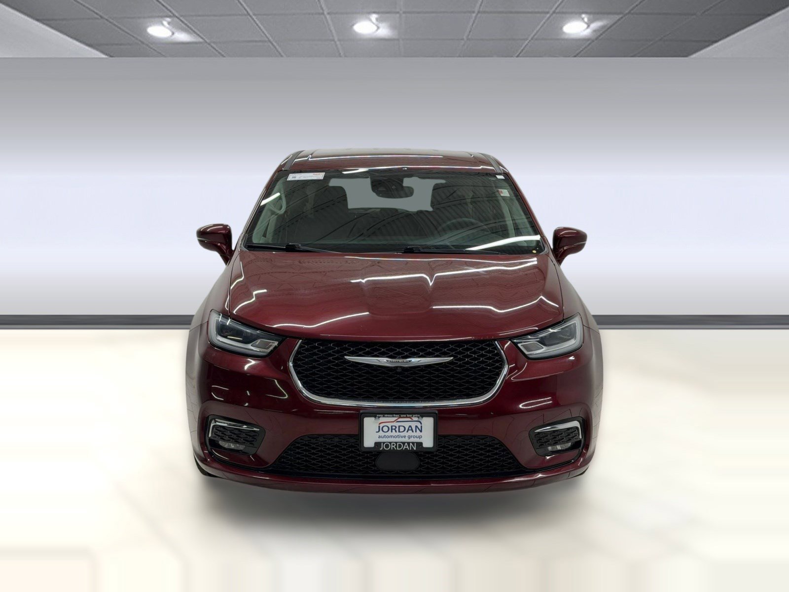 Used 2022 Chrysler Pacifica Touring-L image 5