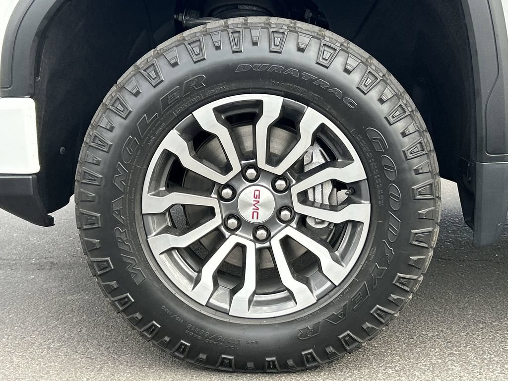 Used 2023 GMC Sierra 1500 AT4 AWD/4WD image 32