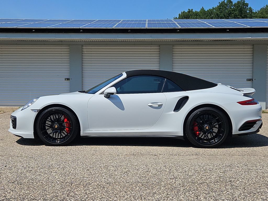 Used 2019 Porsche 911 Turbo S AWD/4WD image 2