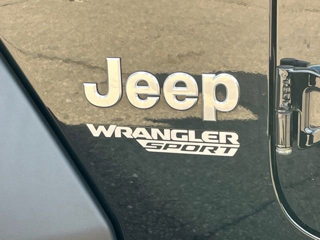 Used 2021 Jeep Wrangler Sport S image 34