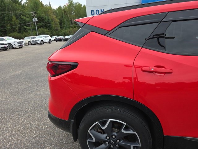 Used 2022 Chevrolet Blazer RS AWD/4WD image 17