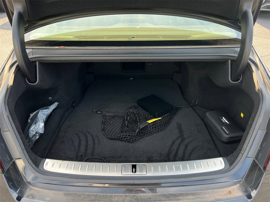 Used 2025 Genesis G90 3.5T image 18