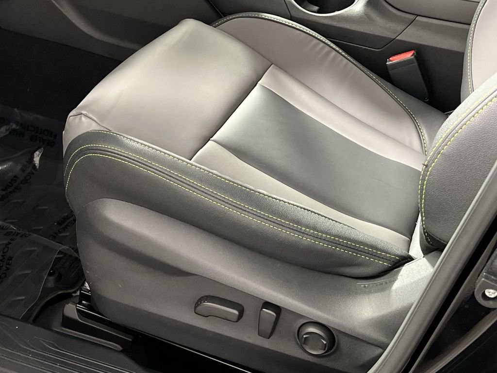 Used 2025 Subaru Outback Onyx Edition image 14