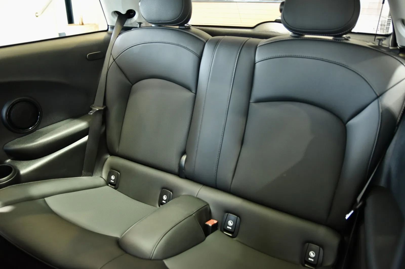 Used 2024 MINI Cooper S FWD image 19