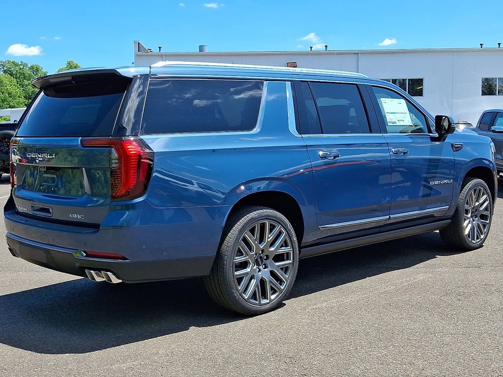 New 2026 GMC Yukon XL Denali Ultimate AWD/4WD image 4