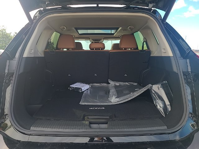 New 2026 Nissan Rogue Platinum AWD/4WD image 30