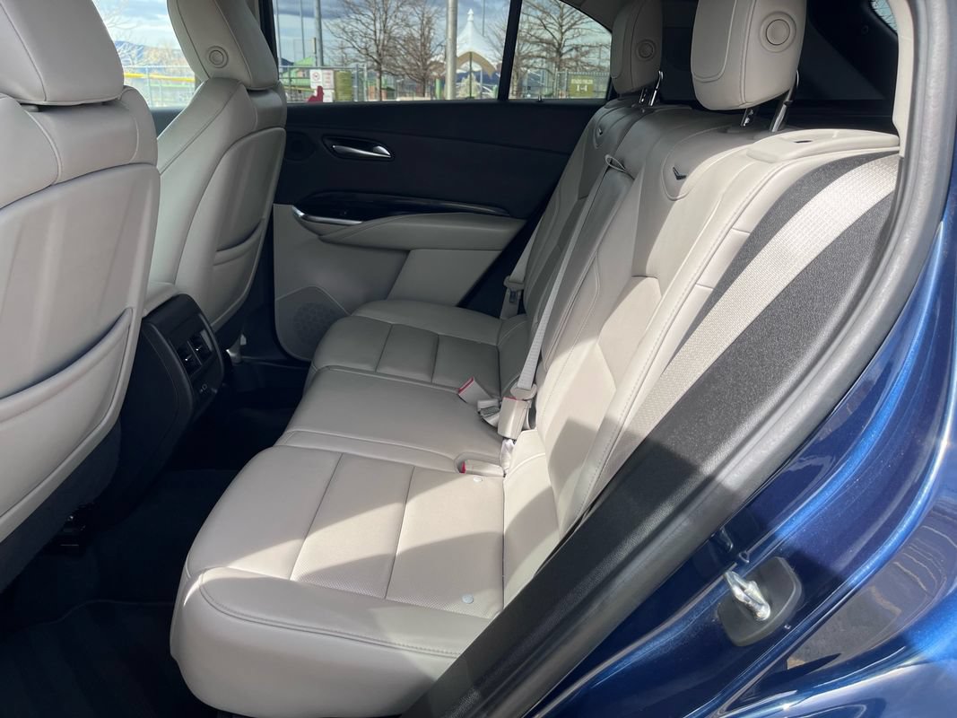 Used 2019 Cadillac XT4 Premium Luxury AWD/4WD image 23