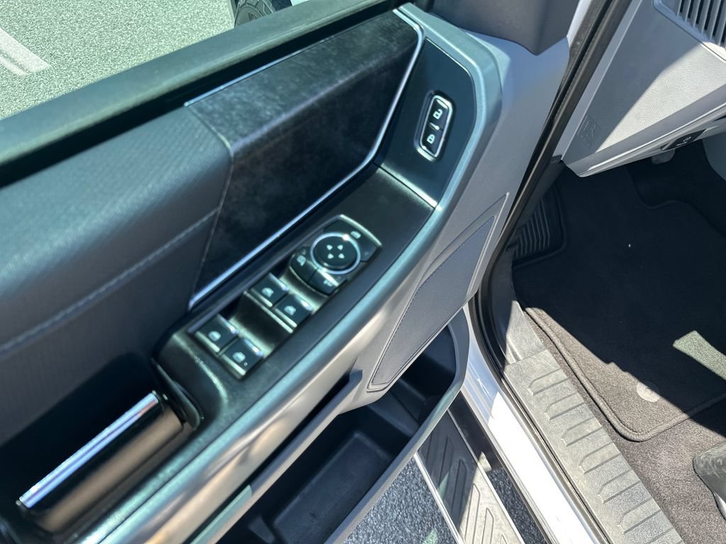 Used 2023 Ford F150 4x4 SuperCrew image 19
