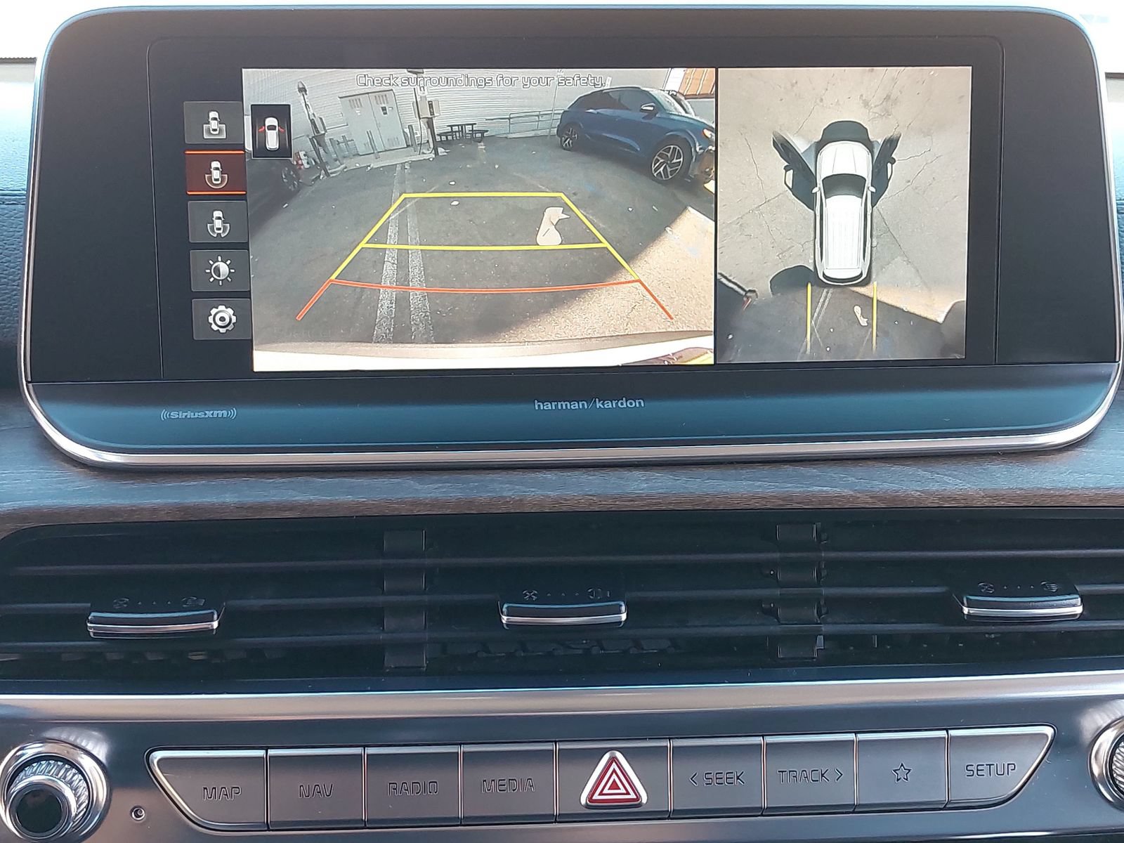 Used 2021 Kia Telluride SX w/ Towing Package FWD image 26