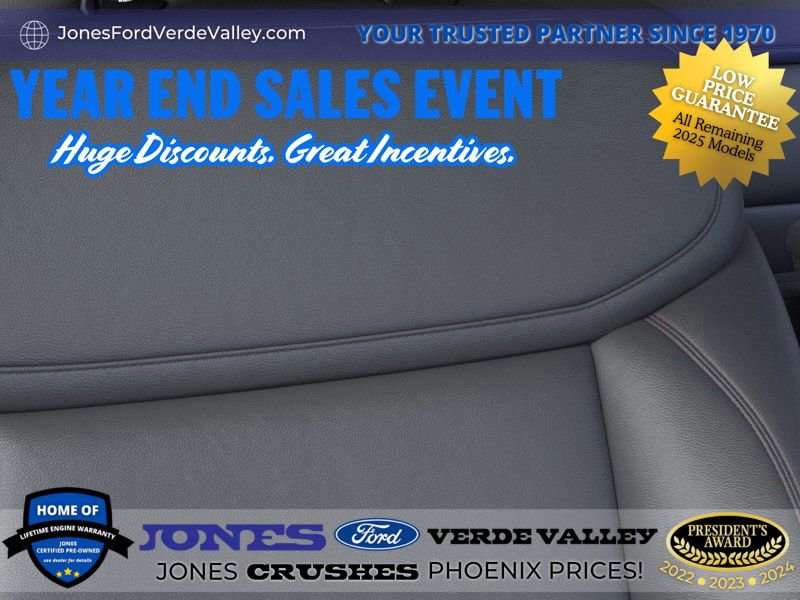 New 2025 Ford Expedition Active image 17