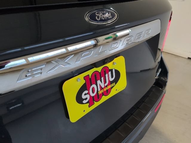 Certified 2023 Ford Explorer XLT AWD/4WD image 35