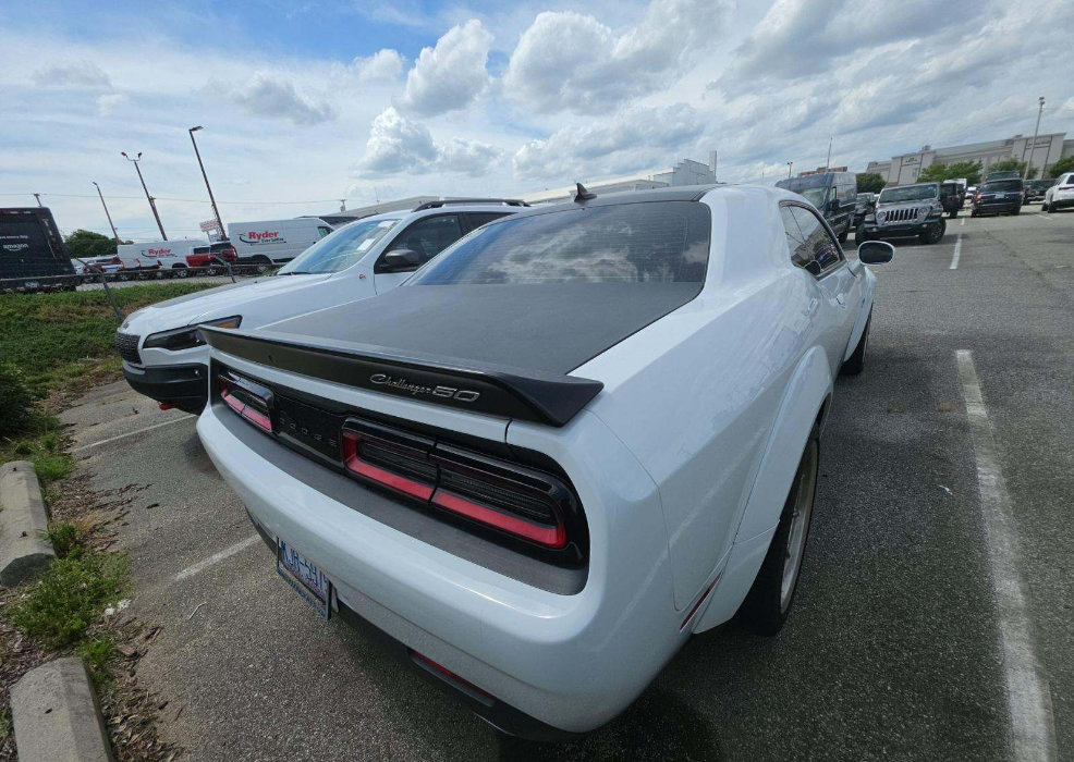 Used 2020 Dodge Challenger R/T Scat Pack RWD image 4