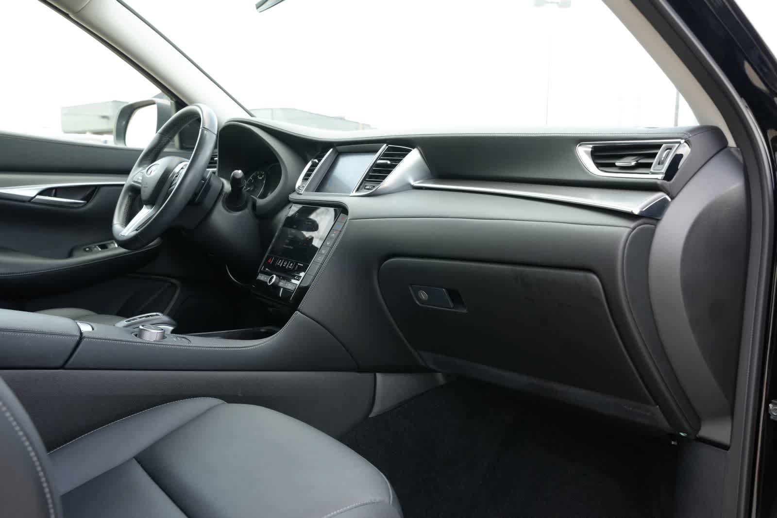 Certified 2023 INFINITI QX50 Pure FWD image 21