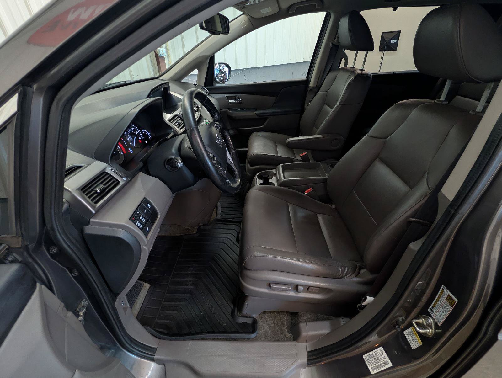 Used 2015 Honda Odyssey EX-L image 20
