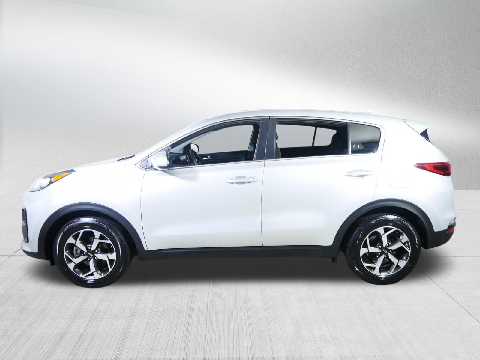 Used 2020 Kia Sportage LX FWD image 4