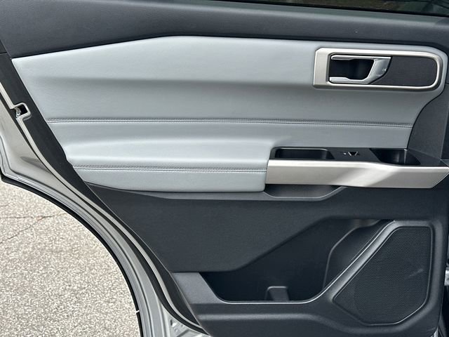 Used 2023 Ford Explorer XLT w/ Equipment Group 202A image 26