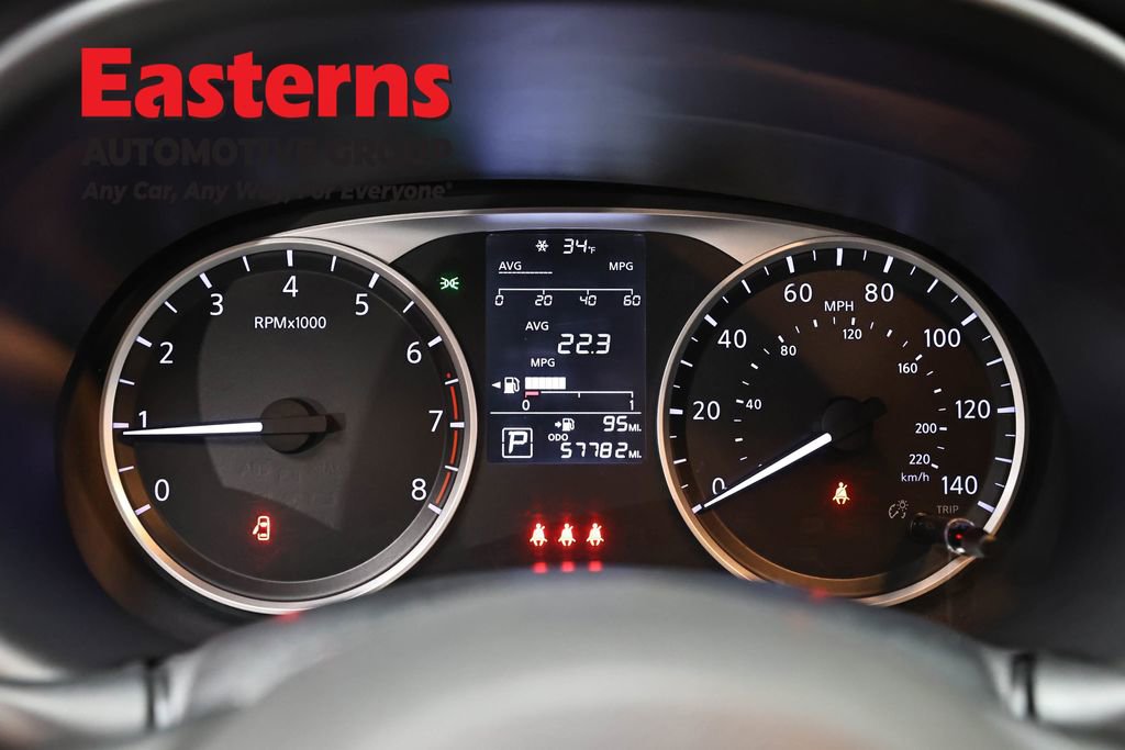 Used 2021 Nissan Kicks S image 18